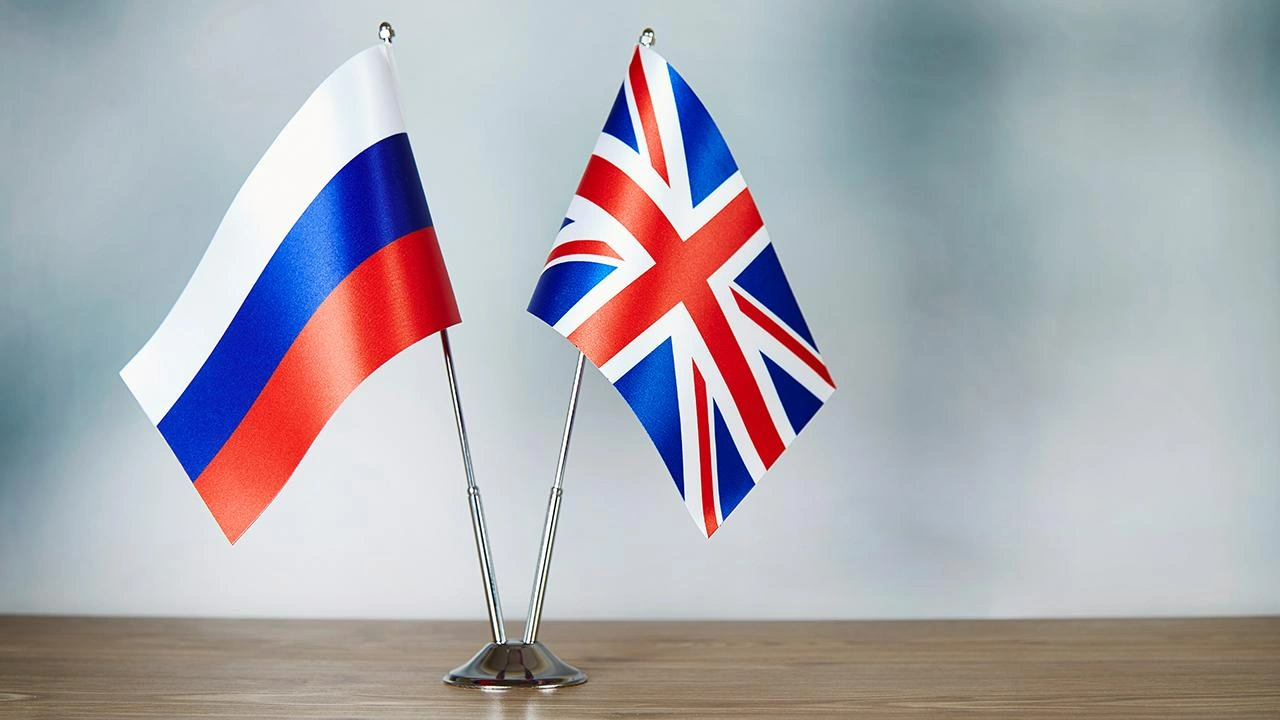 Kremlin, İngiltere’nin olası bir barışı koruma misyonunun parçası olarak NATO