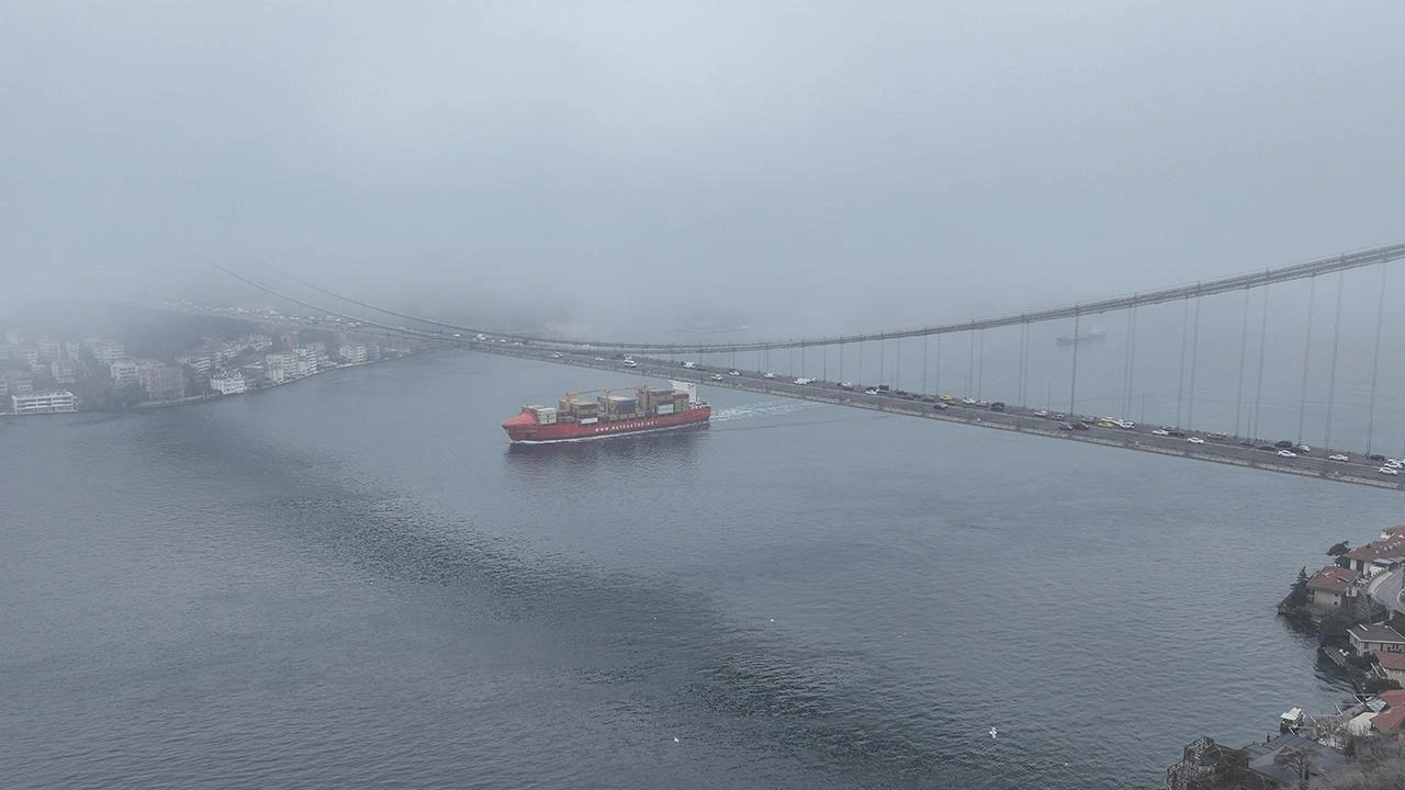 Ulaştırma ve Altyapı Bakanlığı, İstanbul Boğazı‘ndaki gemi trafiğinin kısıtlı görüş