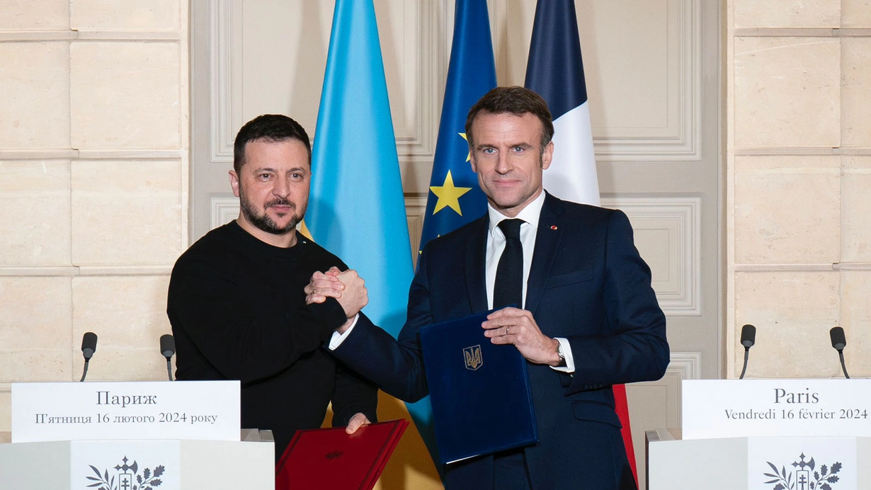 Fransa Cumhurbaşkanı Emmanuel Macron dün sosyal medyada yaptığı canlı yayında,