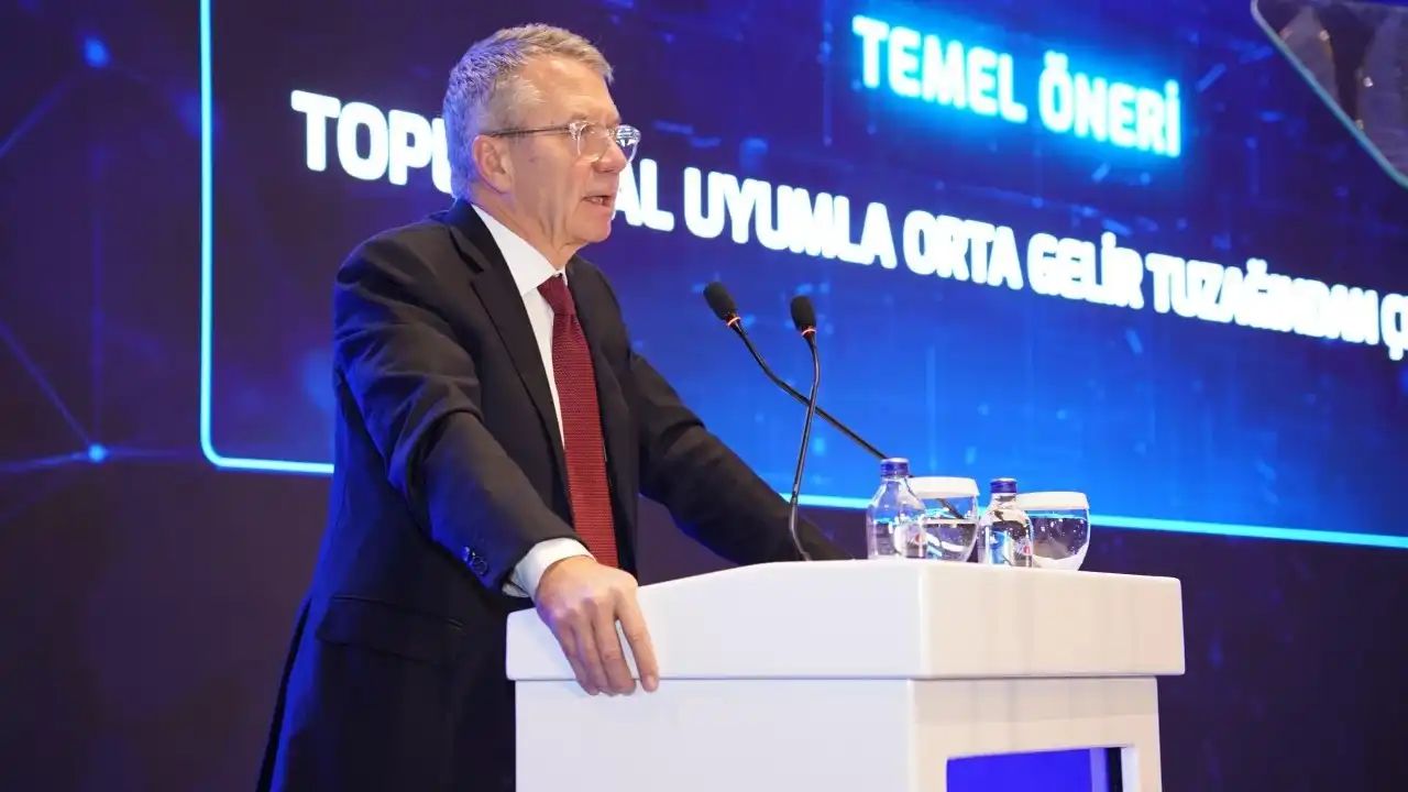 Ömer Aras kimdir