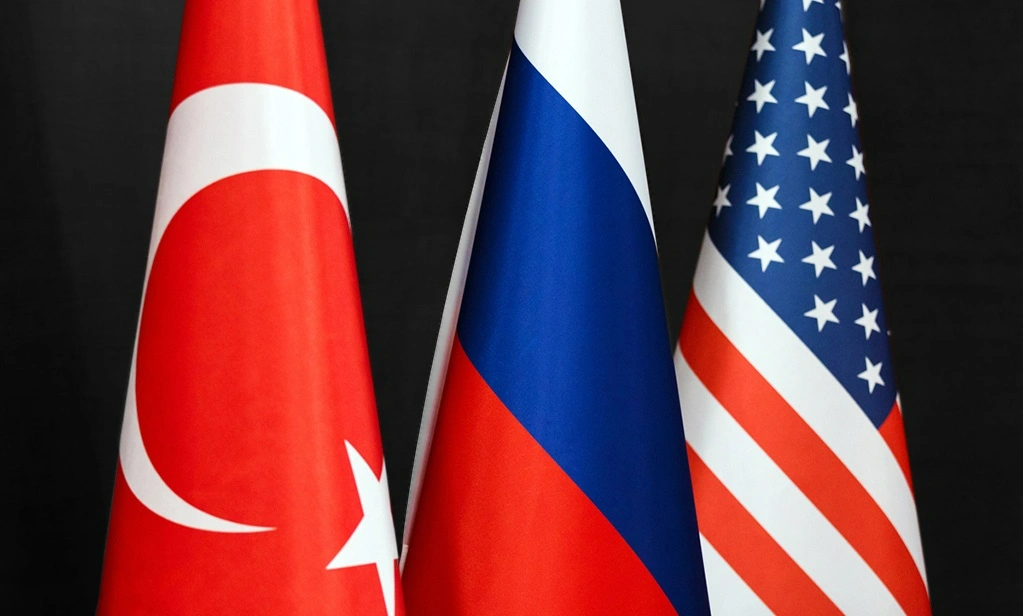 Rusya Dışişleri Bakanı Sergey Lavrov, Katar’ın başkenti Doha’ya düzenlediği ziyaretin