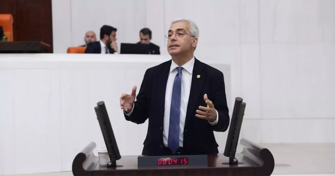 Salih Uzun aslen nereli, kaç yaşında, evli mi? Türk siyasetinin