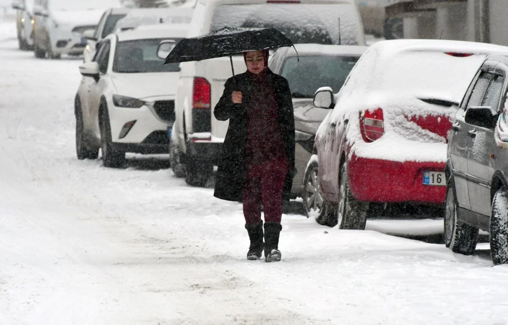 Yeni Haftada Kar Geri Dönüyor! İstanbul ve Ankara’da Yoğun Kar Yağışı Bekleniyor