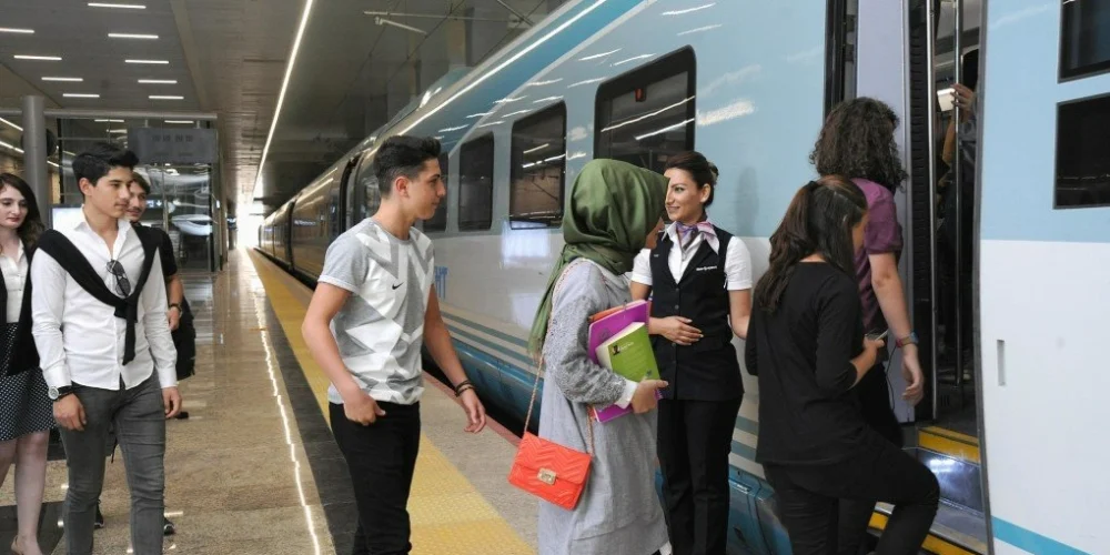 aile yılı tren 1