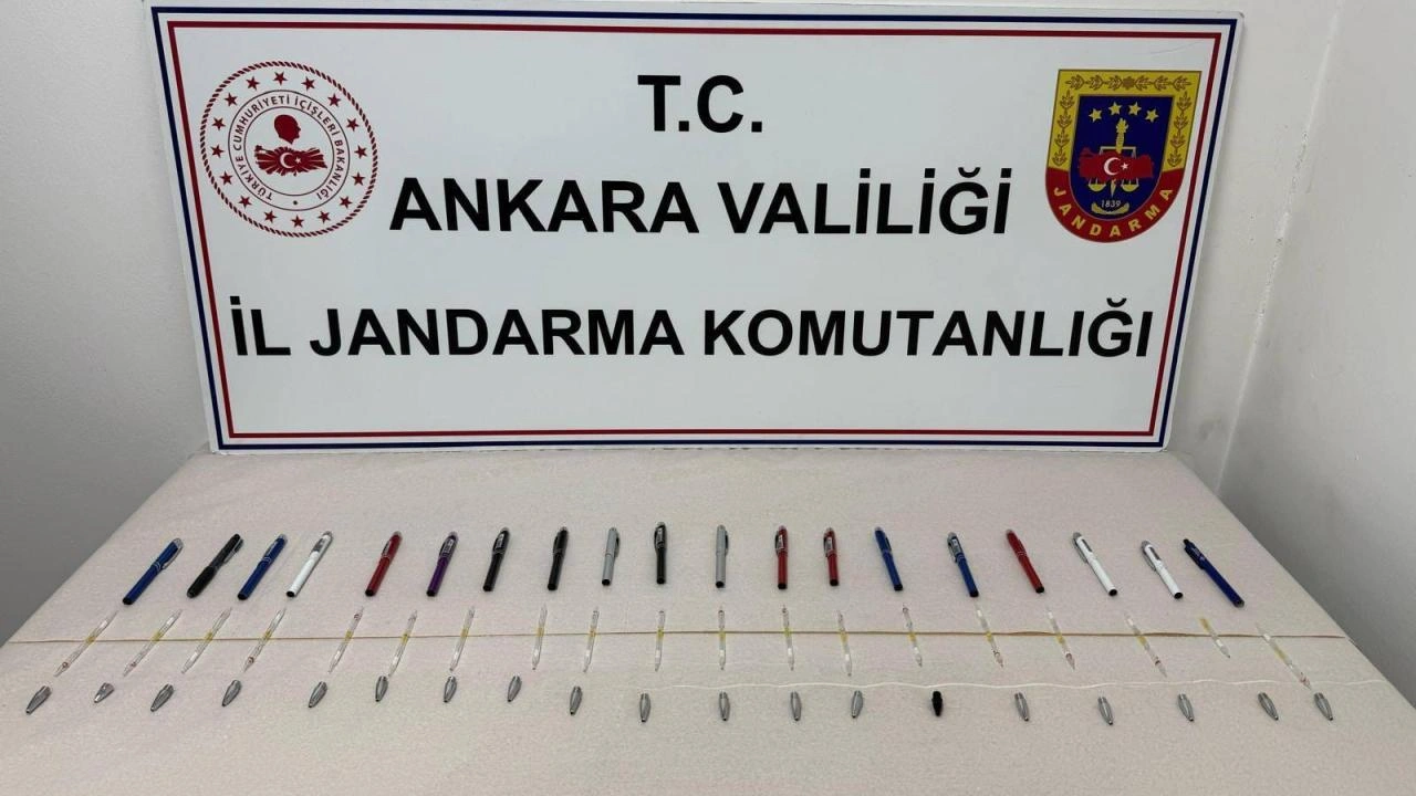 Jandarma ekipleri, şüpheliler V.L. ve S.S’nin kobra zehri satmak için