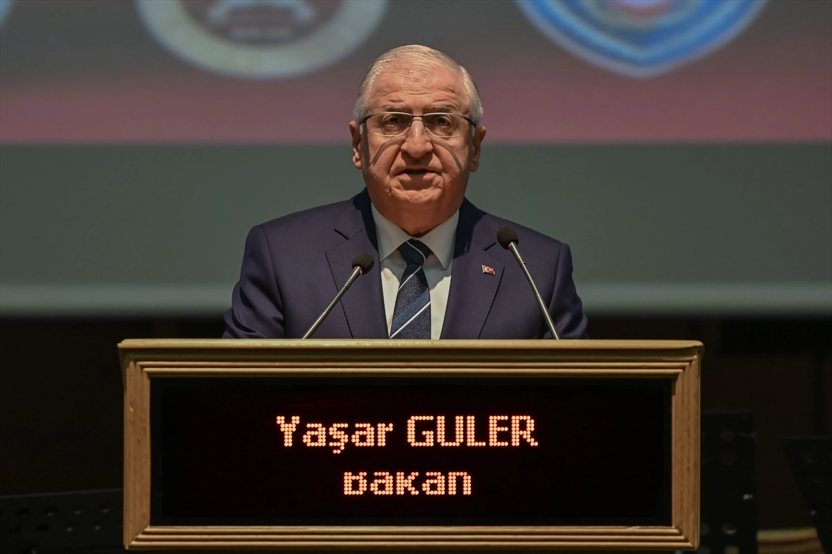 Bakan Güler, Milli Savunma Bakanlığı Atatürk Kültür Sitesi’nde düzenlenen “18