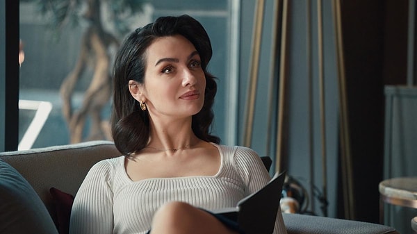 Birce Akalay Hangi Diziyle Anlaştı? Yeni Dizisinin Adı Nedir? Aşk Dizisi Hakkında Tüm Detaylar