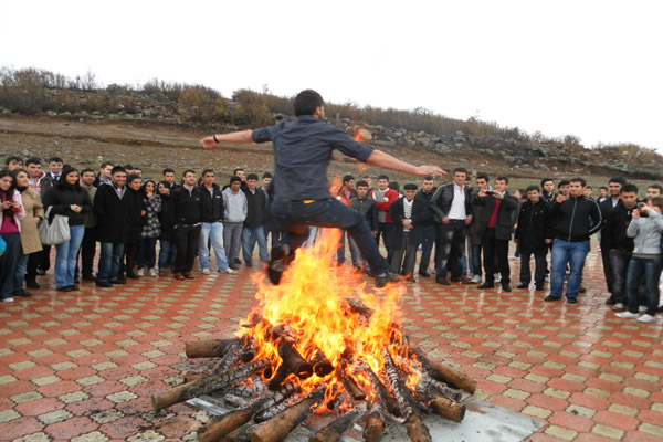 Bitlis Tatvan 2025 Nevruz Bayramı Ne Zaman, Nerede, Saat Kaçta Kutlanacak? Bu Yıl Bitlis Tatvan Nevruz Bayramı Kutlama Tarihi, Etkinlikler ve Konserler