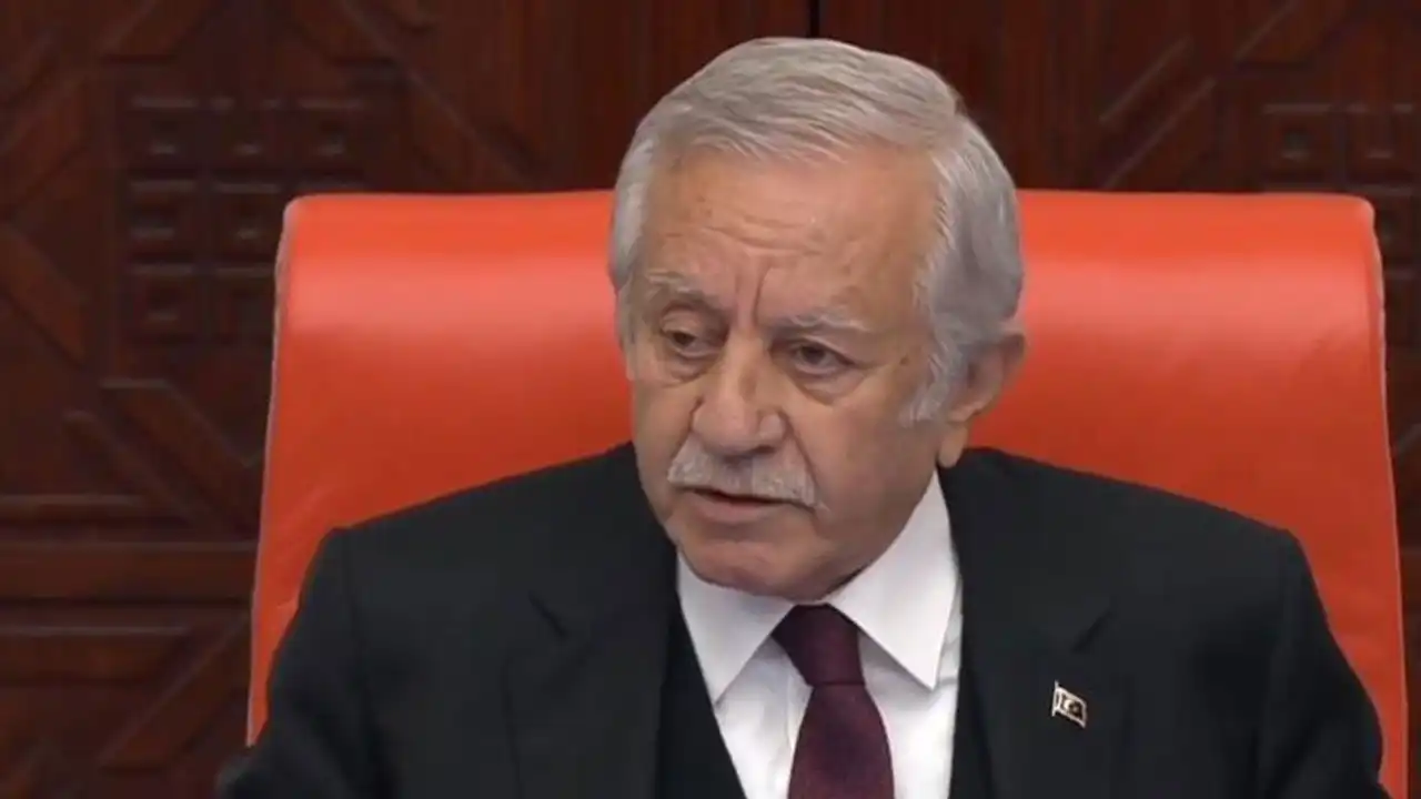 Celal Adan kimdir