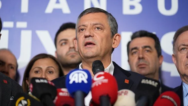 chp kurultay özgür özel 1