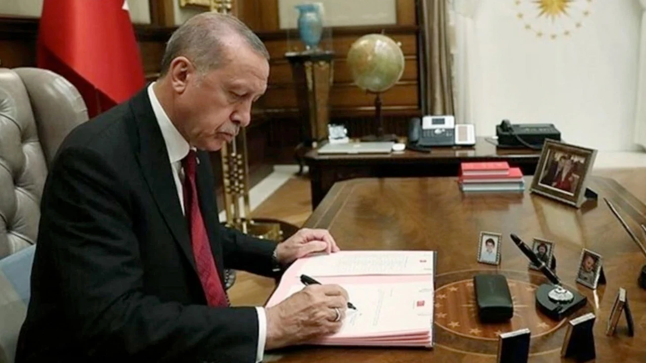 Cumhurbaşkanı Erdoğan 10 hükümlünün cezasını affetti. Anayasa’nın 104. maddesinden doğan