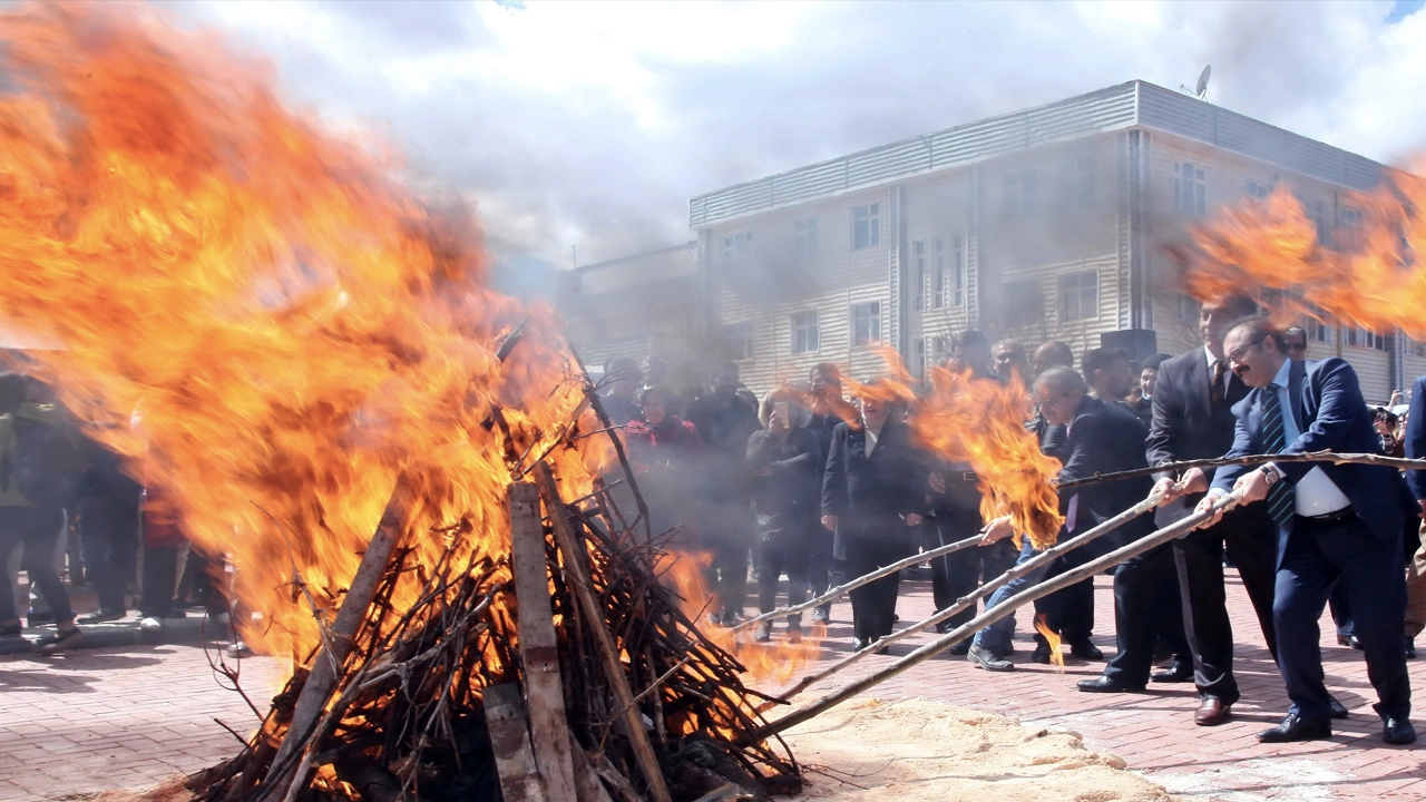Gaziantep 2025 Nevruz Bayramı büyük bir coşkuyla kutlanacak. Baharın gelişini