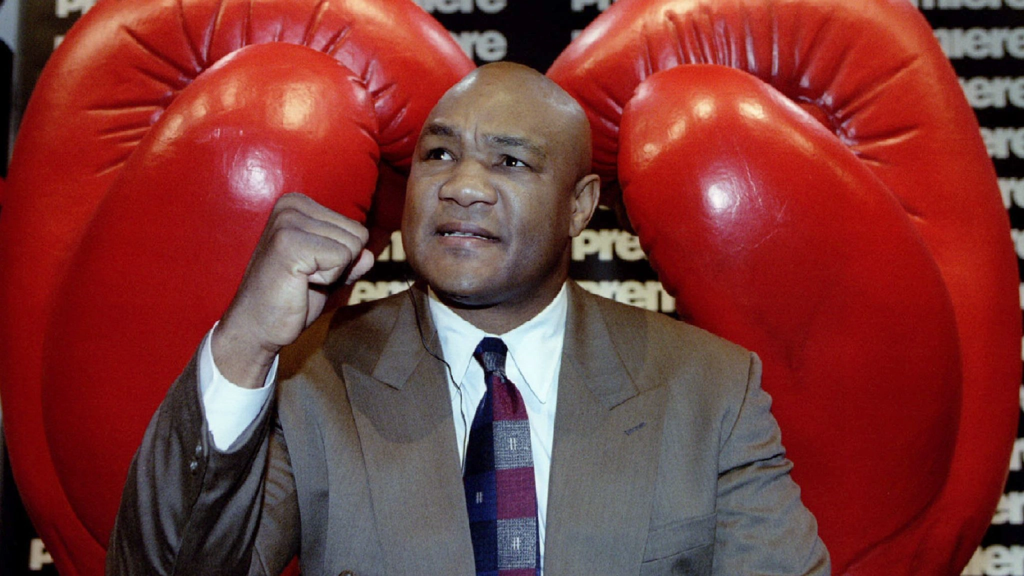 Ağır sıklet efsanesi ve eski şampiyon George Foreman hayatını kaybetti.