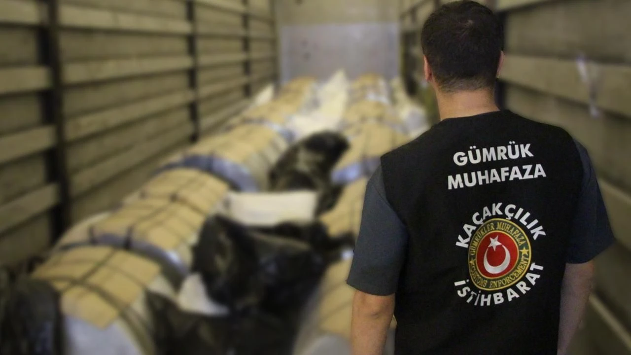 Bakanlığın “ALO 136 Gümrük Muhafaza İhbar Hattı”, kaçakçılıkla mücadelede vatandaşların