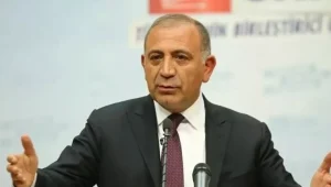Gürsel Tekin kimdir? Siyaset sahnesinde uzun yıllar adından söz ettiren