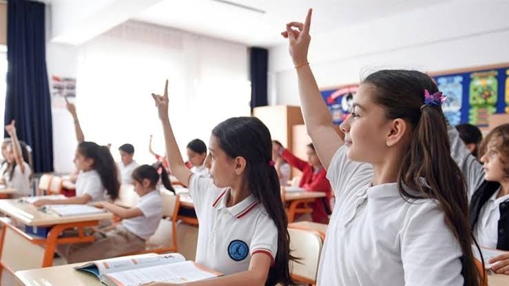 İkinci Ara Tatil Ramazan Bayramı ile Birleşiyor Mu? 2025 İkinci Dönem Ara Tatil Tarihi