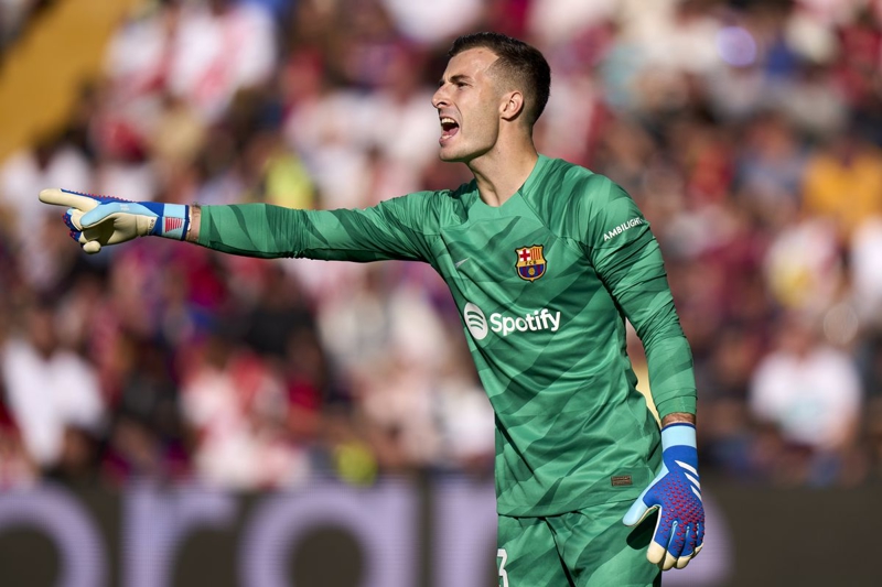 Inaki Pena Kimdir, Piyasa Değeri Ne Kadar? Kaç Yaşında, Hangi Ülkeli, Hangi Takımlarda Oynadı? Barcelona'nın Kalecisi Inaki Pena Biyografisi ve Futbol Kariyeri