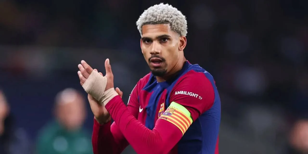 Barcelona’nın savunmadaki güven simgelerinden biri haline gelen Ronald Araujo, sadece