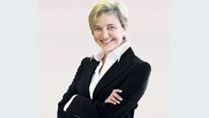 İpek Elif Atayman kimdir? Son günlerde adı sıkça gündeme gelen