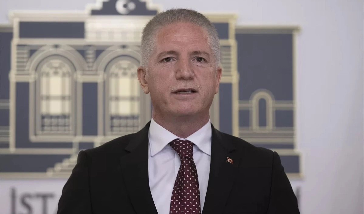 İstanbul Valisi Davut Gül, resmi sosyal medya hesabından açıklamalarda bulundu.