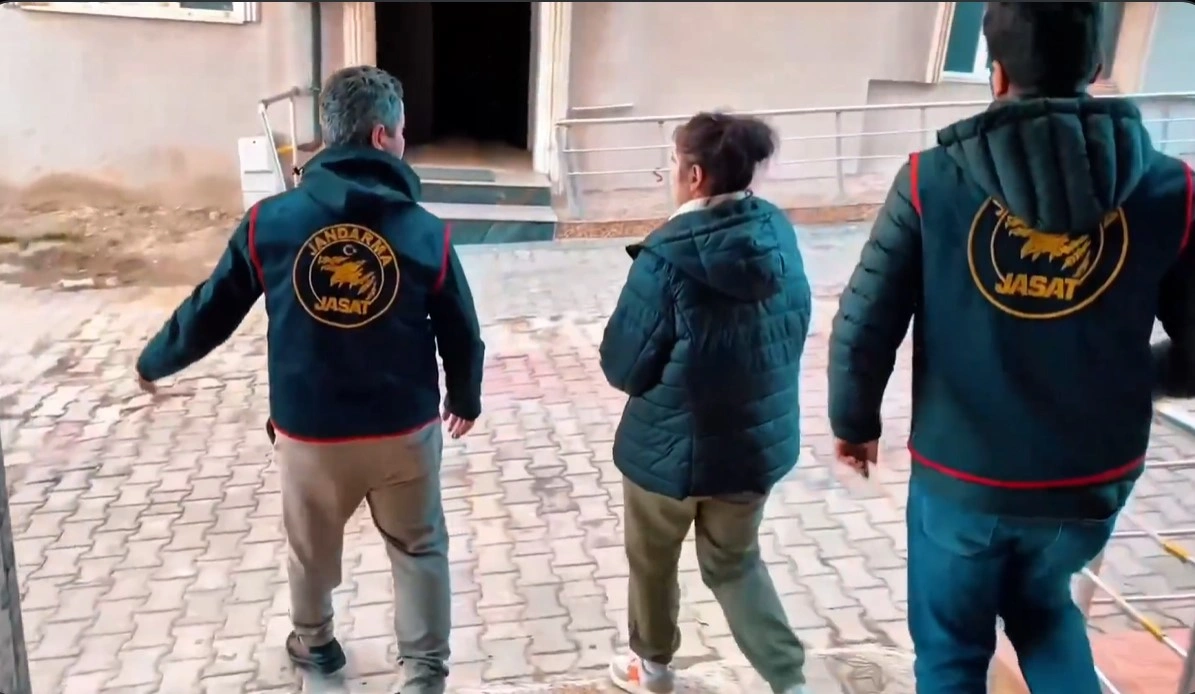 Bakan Yerlikaya, sosyal medya hesabından yaptığı açıklamada, Jandarma Suç Araştırma