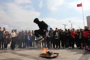 Kocaeli 2025 Nevruz Bayramı büyük bir coşkuyla kutlanacak. Baharın gelişiyle