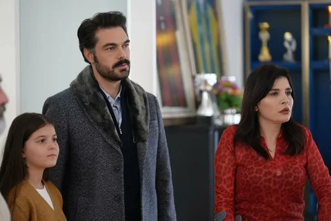 Leyla Final Mi, Bitiyor Mu, Erken Final Mi Yapıyor? Leyla Dizisi Kaçıncı Bölümde, Ne Zaman Final Yapacak?