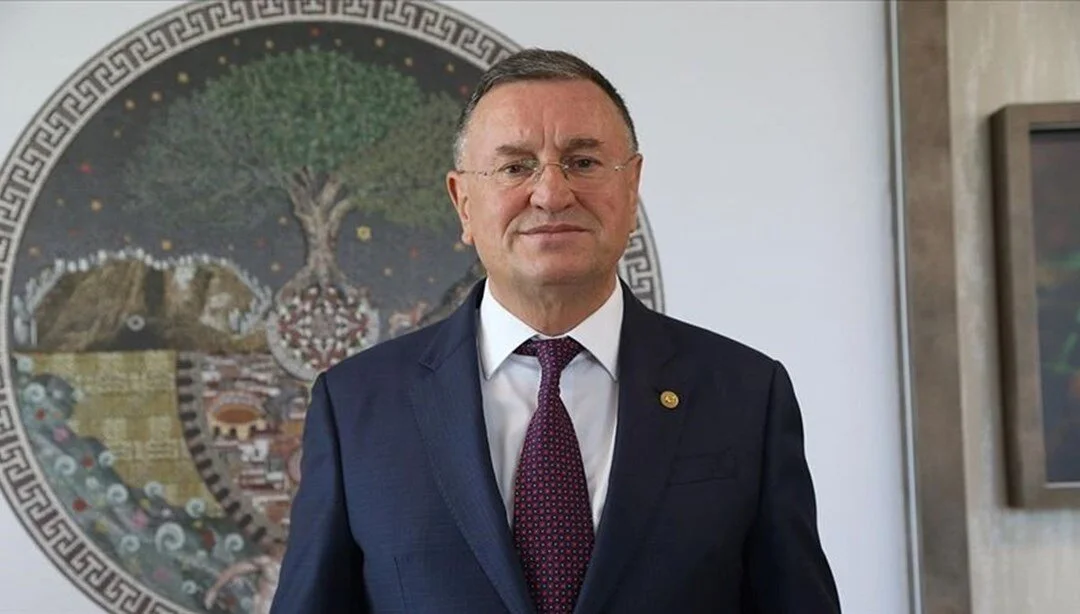 Lütfü Savaş kimdir, neden ihraç edildi sorusu, Türk siyasetinde son