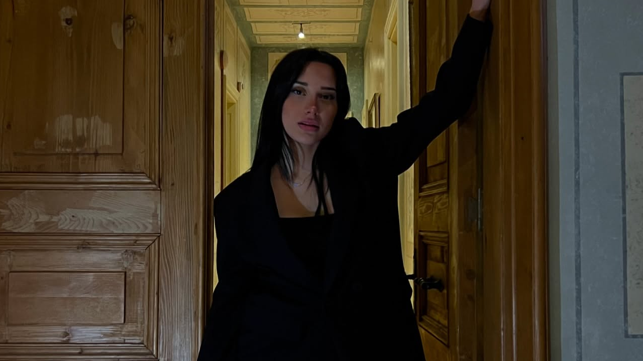 Sıla Bayrak kimdir