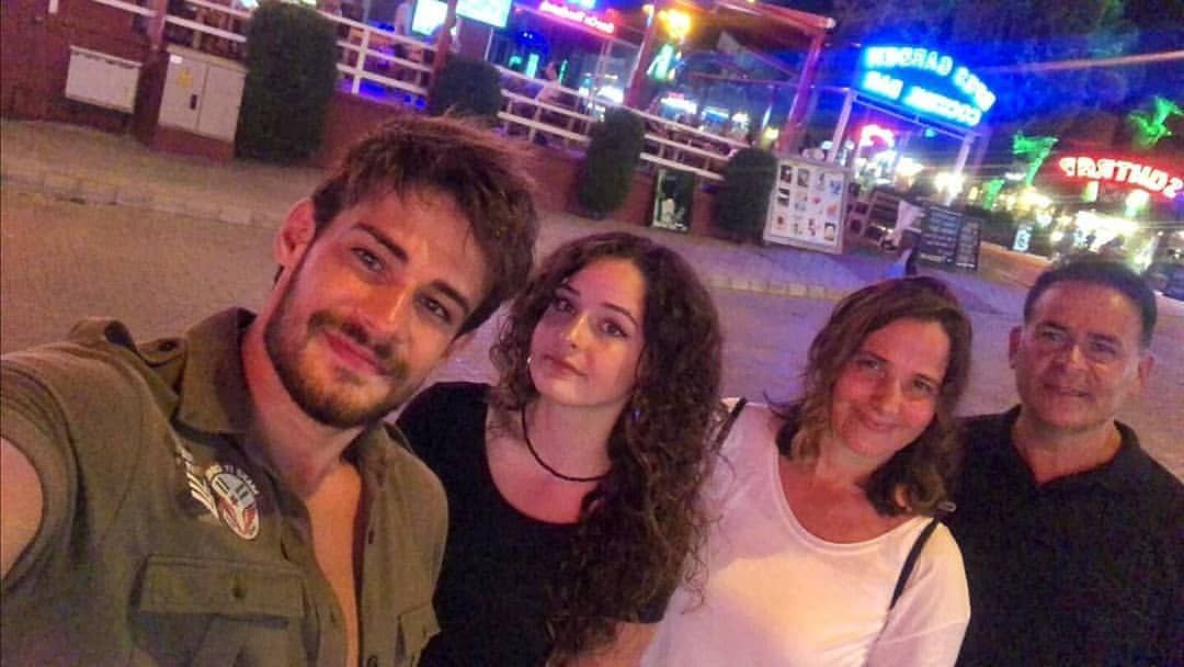 Survivor Batuhan Karacakaya Evli mi, Sevgilisi Kim, Babası Kim, Babası Aslen Nereli, Ne İş Yapıyor? Boyu, Kilosu,Yaşı Kaç, Mesleği Nedir, Kaç Kez Survivor'a Katıldı, Şampiyon Oldu mu?