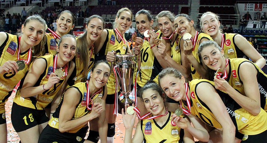 VakıfBank’ta Sezon Sonu Ayrılıkları: Kiera Van Ryk Çin’e Transfer Oluyor
