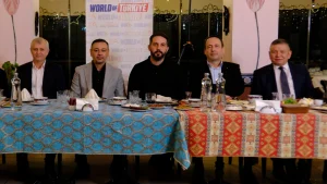 Güçlü yazar kadrosu, çarpıcı analizleri ve gündem takibiyle adından söz