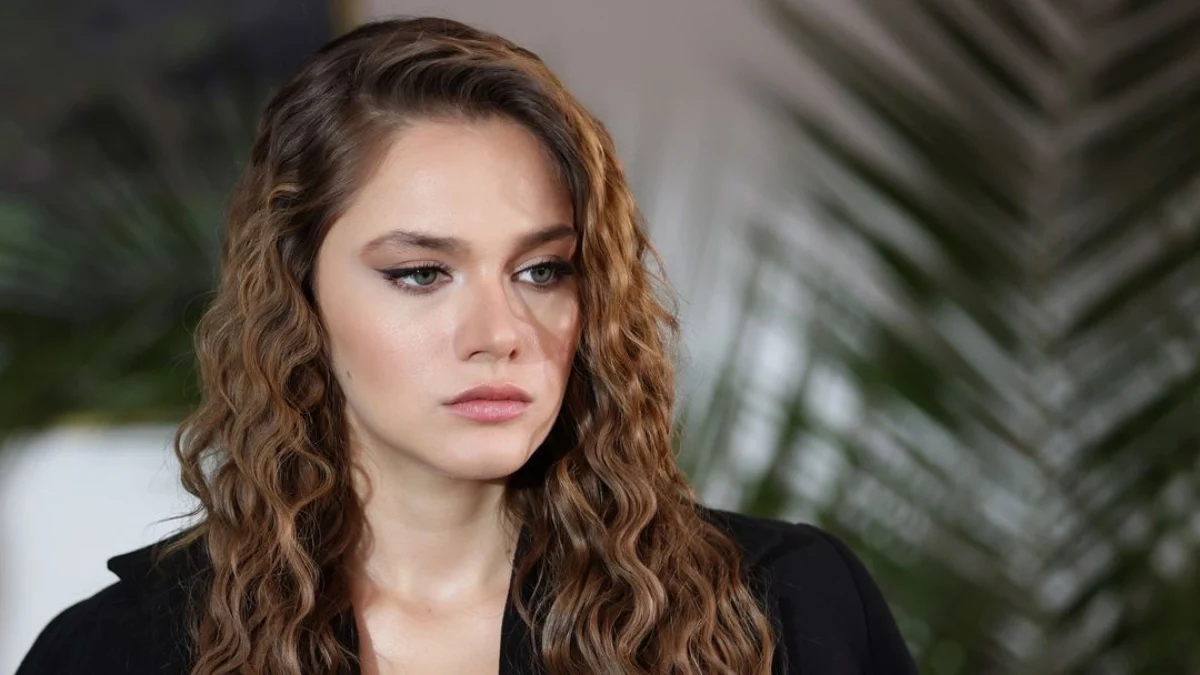 FLAŞ GELİŞME! Miray Daner “Hudutsuz Sevda”dan Ayrılıyor Mu? Hudutsuz Sevda'nın Zeynep'i Diziden Neden Ayrılıyor?