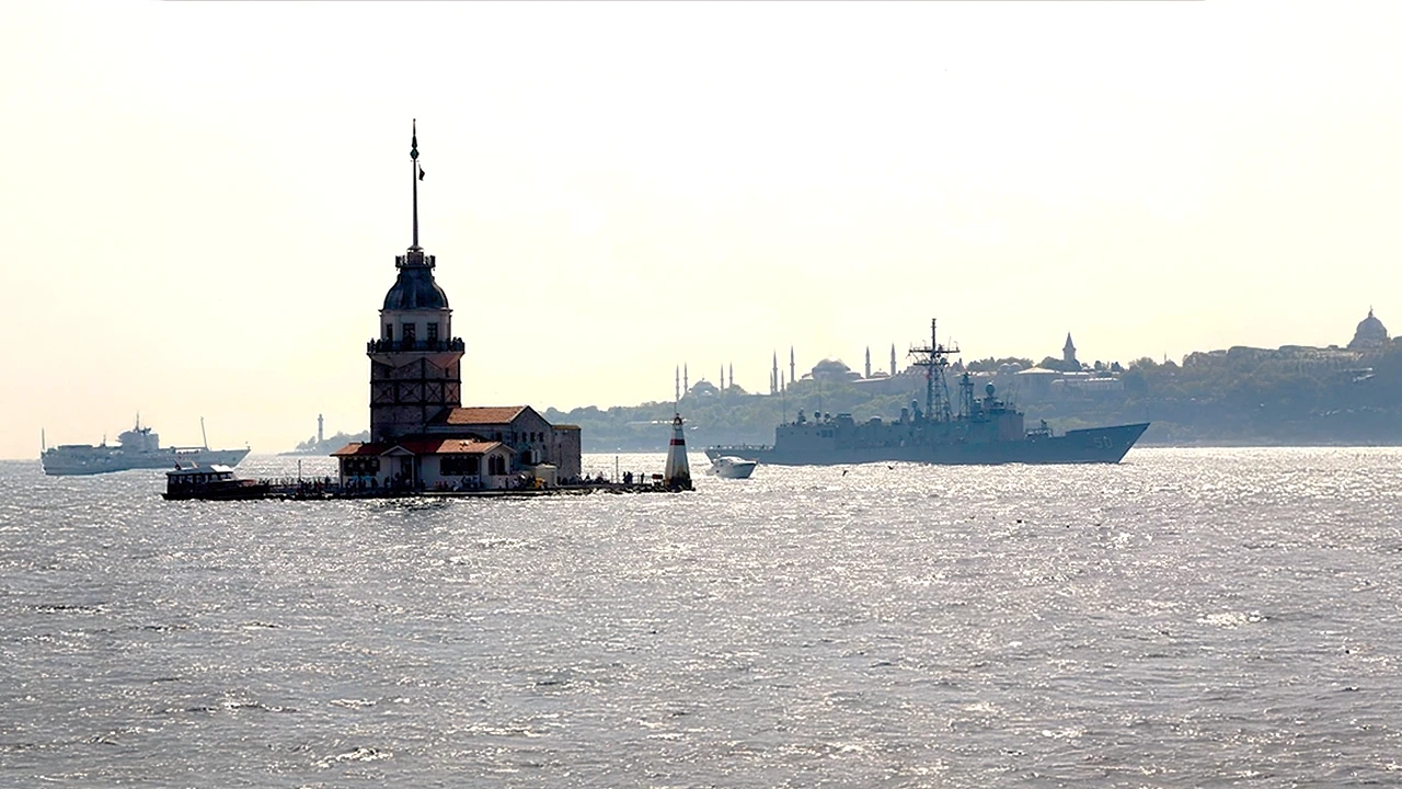 İstanbul Depremi Tetiklendi mi? ABD Gemisi Yeniden Gündemde! HAARP Deprem mi Yarattı? Komplo mu, Tesadüf mü? İstanbul Depremi Tetiklendi mi
