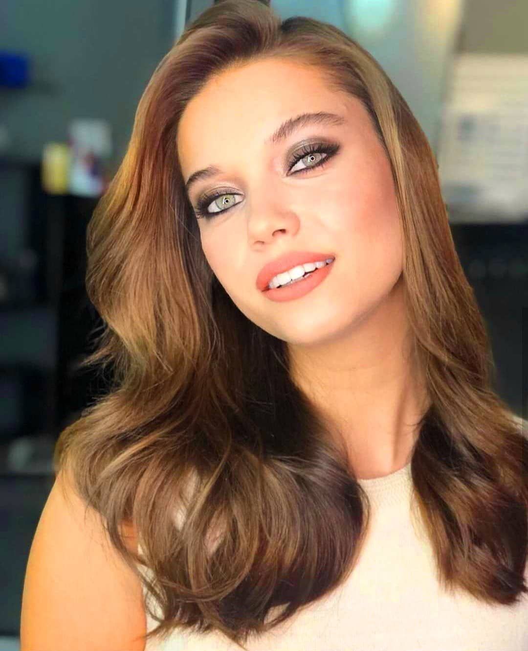 Afra Saraçoğlu'nun Yeni Dizisi Pera'dan Alacağı Ücret Dudak Uçuklattı! Pera Dizisi Ne Zaman Başlıyor, Hangi Kanalda?
