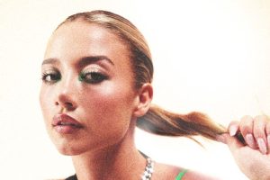 2021 yılında katıldığı Survivor yarışmasıyla adını geniş kitlelere duyuran Aleyna