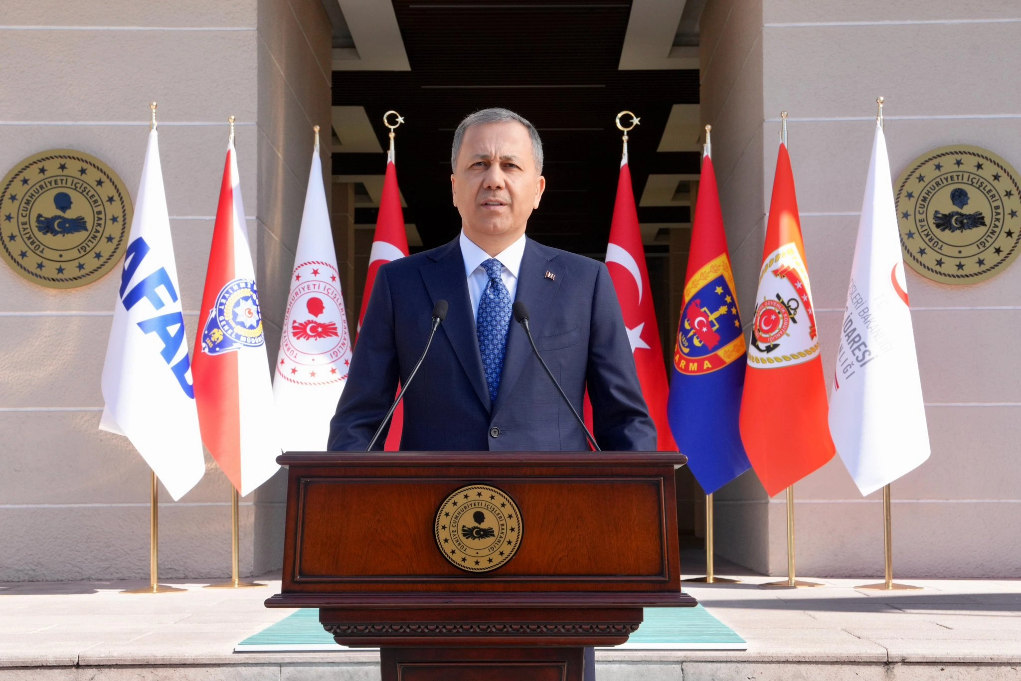 Bakan Yerlikaya, Orkinos-Bulut operasyonuna ilişkin, “Toplam 234 üst düzey suç