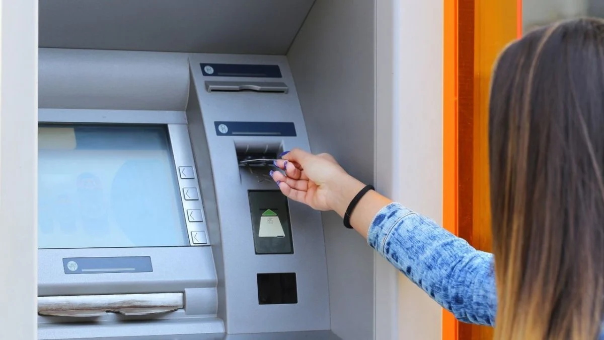Bankacılık sektöründe uzun süredir gündemde olan ATM günlük para çekme
