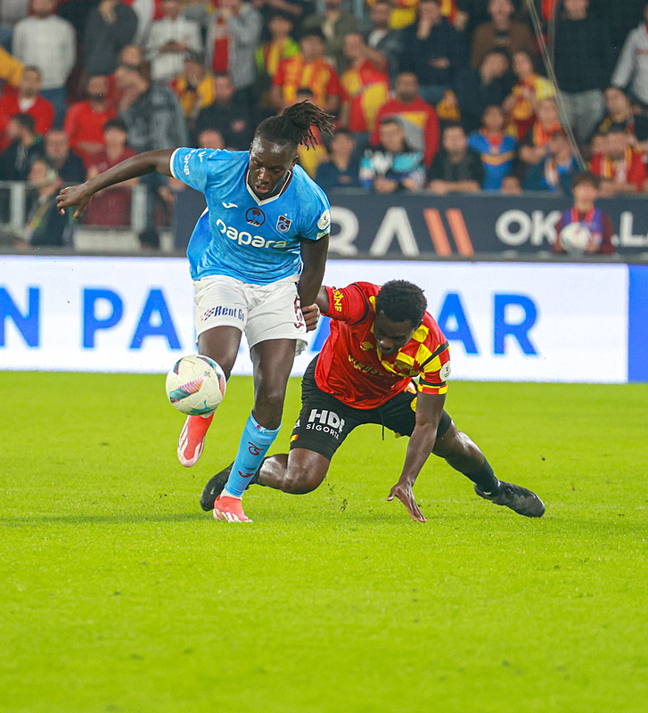 Canlı HD İzle! Trabzonspor-Göztepe Maçı ATV’den Kesintisiz İzlemek İçin Tıkla!!