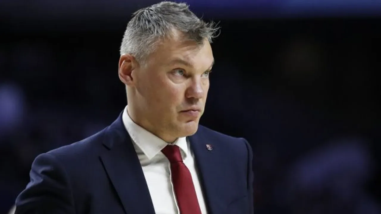 EuroLeague 2024-25 sezonunda Yılın Koçu ödülüne, Fenerbahçe Beko’nun başarılı antrenörü