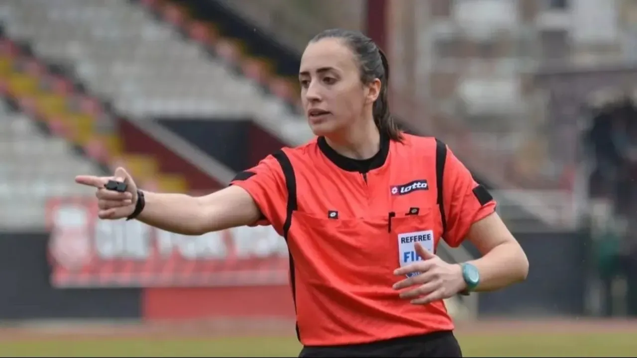 Türkiye Futbol Federasyonu (TFF), FIFA kokartlı hakem Cansu Tiryaki’nin 8