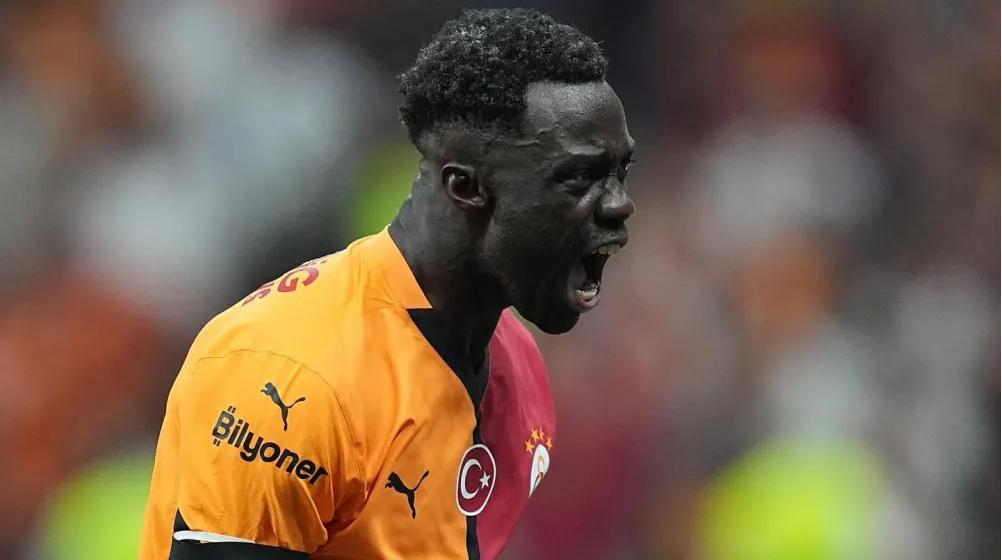 Trendyol Süper Lig’de şampiyonluk yarışında kritik bir deplasmandan 3 puanla