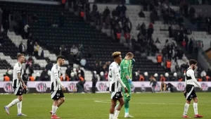 Trendyol Süper Lig’de sezonun son düzlüğüne girilirken Beşiktaş, saha içinde