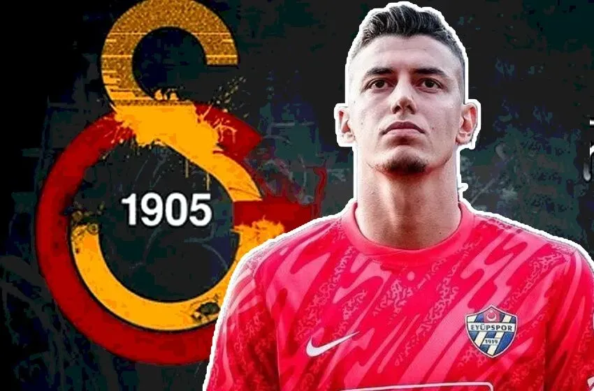 Süper Lig’de şampiyonluk yarışını önde götüren ve Ziraat Türkiye Kupası’nda