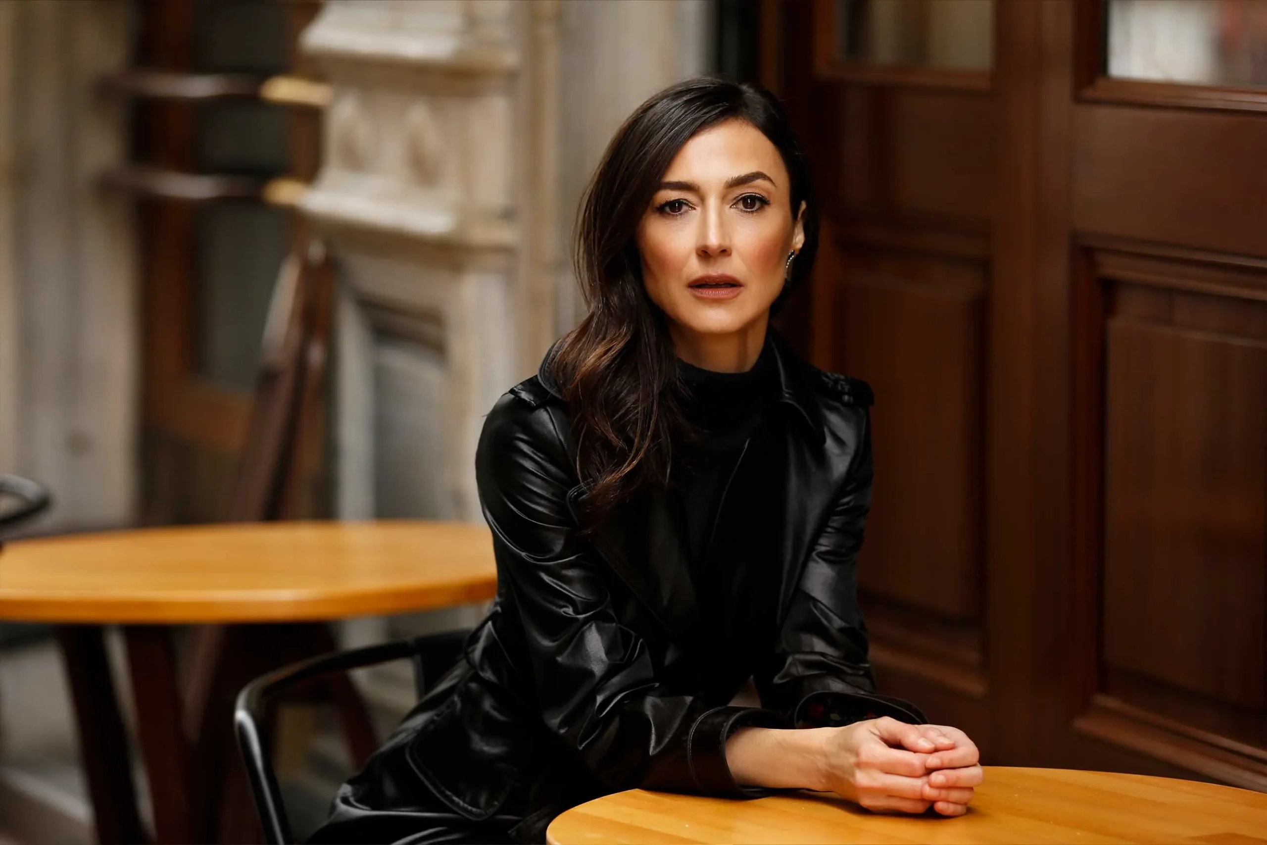 Türk televizyonlarının uzun soluklu dizilerinden biri olan “Arka Sokaklar,” 19.