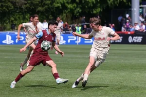 UEFA Gençlik Ligi yarı finalinde sahne alan Trabzonspor U19 takımı,