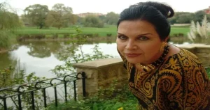 Türk sinemasının unutulmaz isimlerinden Zerrin Arbaş, uzun süredir süregelen sessizliğini