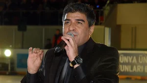 Türk müziğinin unutulmaz isimlerinden İbrahim Erkal, vefatının 8. yılında sevenleri