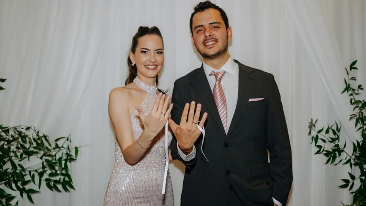 Ezgi Şenler Nişanlandı Mı, Kiminle? Ne Zaman Evleniyor?