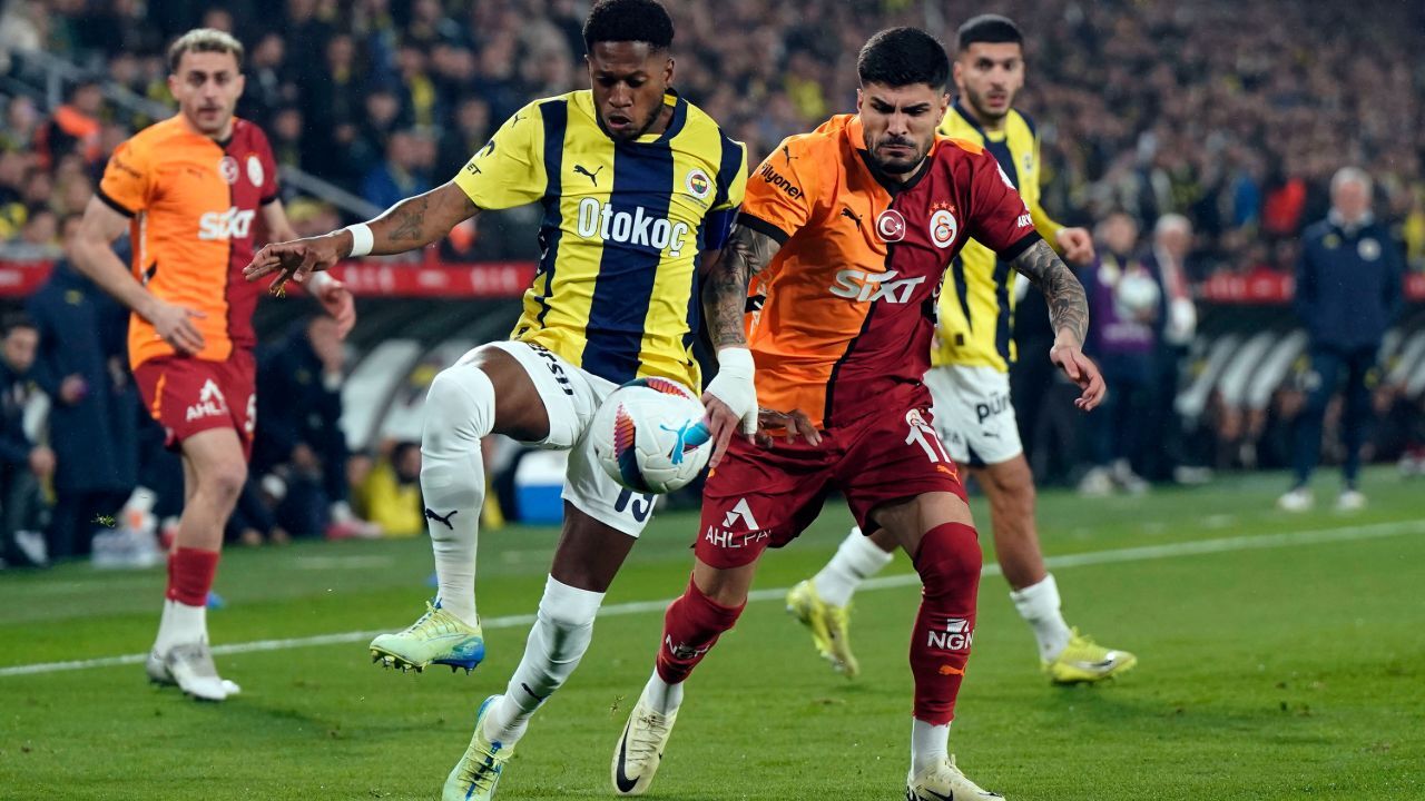 Fenerbahçe - Galatasaray: 1-2 ZTK Geniş Maç Özeti (Maç Sonucu, Maç Skoru, Maçın Dakikaları, Kaç Kaç Bitti, Maçın Golleri)